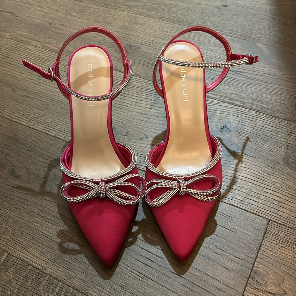 Madden Girl Rhinestone Bow Heels